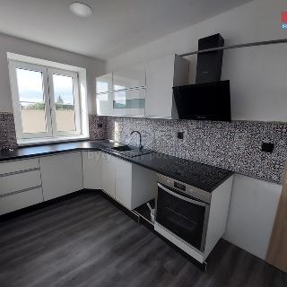 Pronájem bytu 2+1 50 m² Krnov, Albrechtická