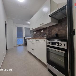 Pronájem bytu 3+1 70 m² Přelouč, K. Čapka