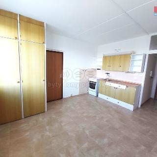 Pronájem bytu 1+1 36 m² Louny, Kpt. Nálepky