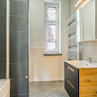 Pronájem bytu 3+kk 69 m² Ostrava, 28. října