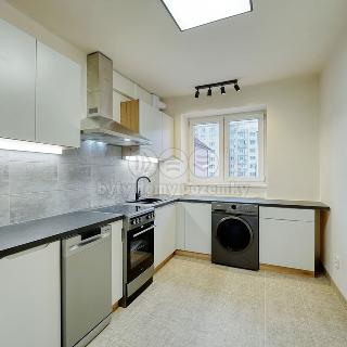 Prodej bytu 3+1 62 m² Beroun, Třída Míru