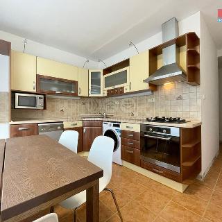 Prodej bytu 3+1 70 m² Chomutov, Kamenný vrch