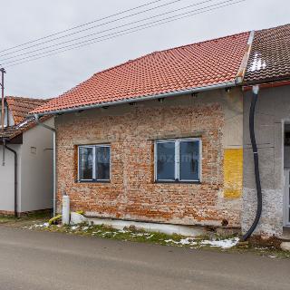 Prodej rodinného domu 75 m² Močovice