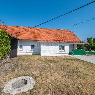 Prodej rodinného domu 88 m² Lážovice