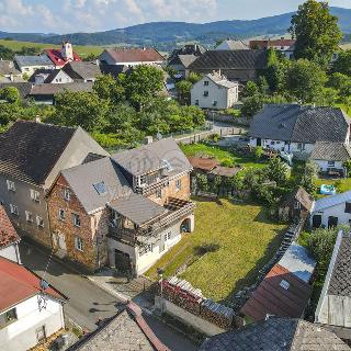 Prodej rodinného domu 359 m² Strážov