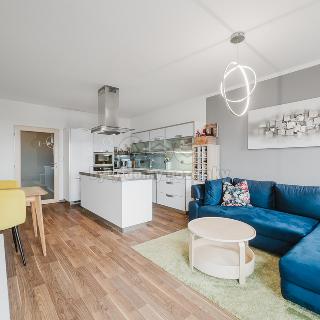 Prodej bytu 2+kk 50 m² Zlín, Plesníkova