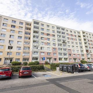 Prodej bytu 3+1 79 m² Teplice, Antala Staška