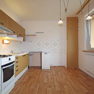 Pronájem bytu 2+1 61 m² Loket