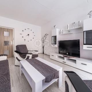 Prodej bytu 4+1 90 m² Jirkov, Tkalcovská