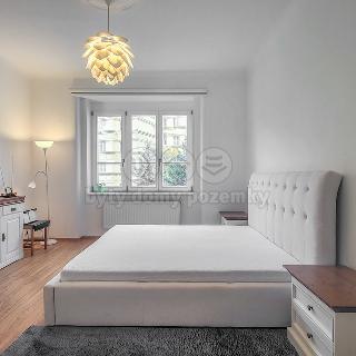 Pronájem bytu 2+kk 41 m² Praha