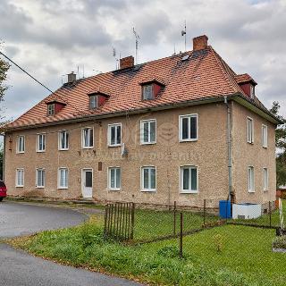 Pronájem bytu 3+1 93 m² Horšovský Týn, Smetanovo náměstí