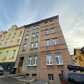 Pronájem bytu 2+1 65 m² Děčín, Horská