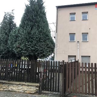 Pronájem bytu 1+kk a garsoniéry 18 m² Opočno, Kupkovo nám.