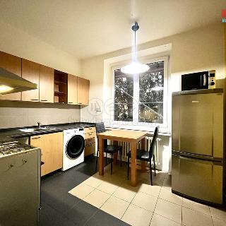 Pronájem bytu 2+1 56 m² Zlín, Sokolská