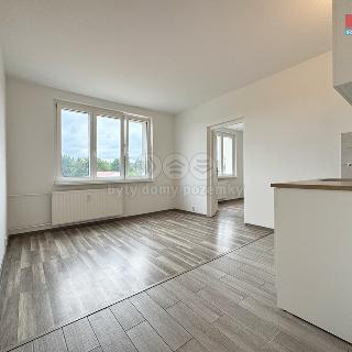 Prodej bytu 1+1 36 m² Horní Slavkov, Školní