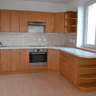 Prodej bytu 1+1 56 m² Červený Kostelec, Boženy Němcové