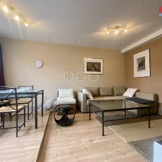 Prodej bytu 3+1 69 m² Písek, Jablonského