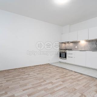 Prodej bytu 2+kk 42 m² Praha, Pelušková