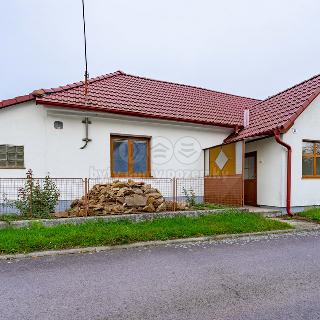 Prodej rodinného domu 105 m² Častohostice