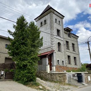 Prodej bytu 3+kk 99 m² Jedovnice, Legionářská