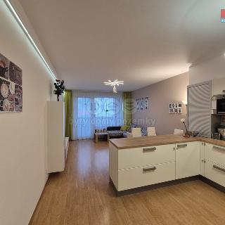 Prodej bytu 3+kk 80 m² Praha, Sazovická