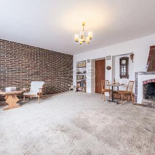 Prodej rodinného domu 279 m² Praha, Lebeděvova