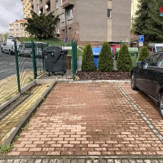 Pronájem garáže 13 m² Plzeň, Bolevecká