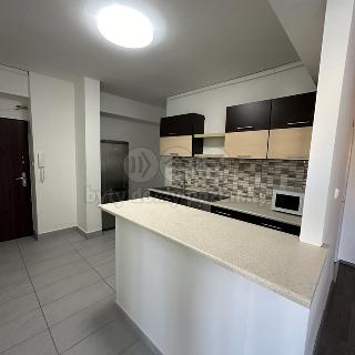 Pronájem bytu 2+kk 48 m² Kladno, Vítězná