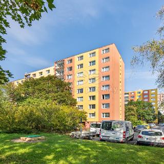 Prodej bytu 4+1 90 m² Praha