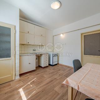 Pronájem bytu 1+1 40 m² Vsetín, Zahradní