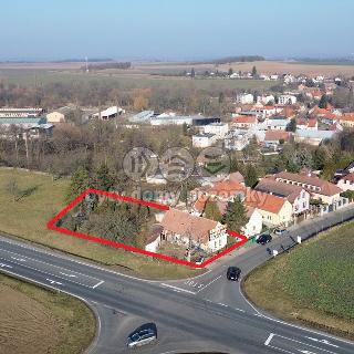 Prodej stavební parcely 843 m² Vrbčany