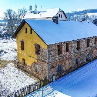 Prodej činžovního domu 1 614 m² Žihle