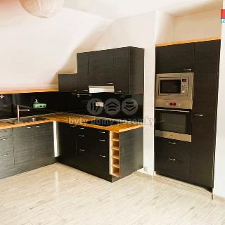 Pronájem bytu 2+kk 71 m² Křoví