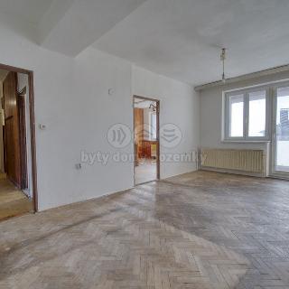 Prodej bytu 3+1 77 m² Klatovy, Školní