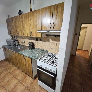 Prodej bytu 3+1 71 m² Hustopeče, Okružní