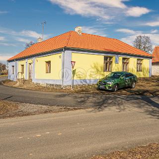 Prodej rodinného domu 267 m² Žleby