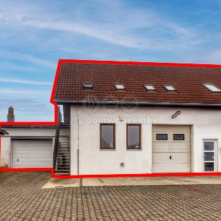 Pronájem obchodu 245 m² Plzeň, Letkovská