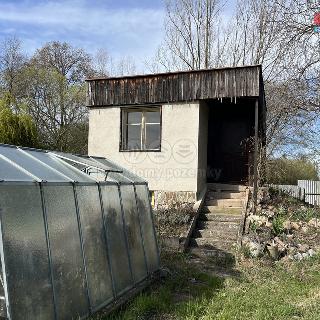 Pronájem chaty 17 m² Pardubice, Na Ležánkách