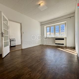 Pronájem bytu 1+1 38 m² Brno, Chaloupeckého náměstí