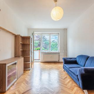 Prodej bytu 2+1 51 m² Stochov, S. K. Neumanna