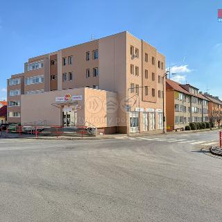 Pronájem obchodu 249 m² Lysá nad Labem, Poděbradova