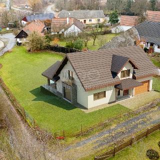 Prodej stavební parcely 782 m² Kořenec