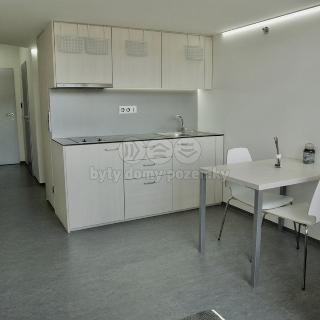 Pronájem bytu 2+kk 41 m² Zlín, J. A. Bati