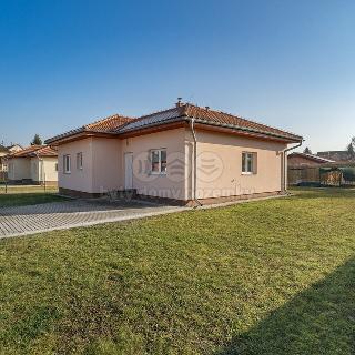 Prodej rodinného domu 76 m² Dolní Beřkovice