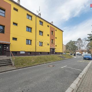 Prodej bytu 2+1 48 m² Chvaletice, Smetanova