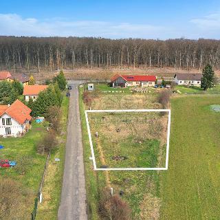 Prodej stavební parcely 1 325 m² Jičín