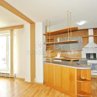 Prodej bytu 5+kk 140 m² České Budějovice, Ant. Barcala