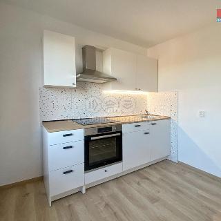 Pronájem bytu 2+1 57 m² Nový Jičín, Za Korunou