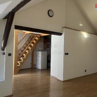 Pronájem bytu 4+kk 145 m² Jihlava, Husova