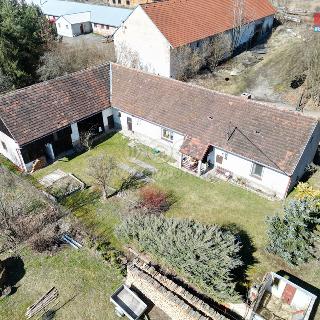 Prodej rodinného domu 1 213 m² Albrechtice nad Vltavou